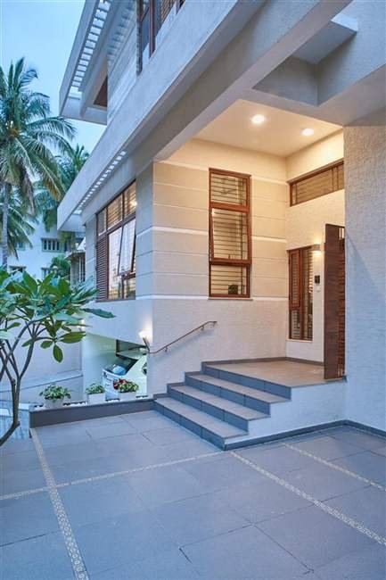 Designer Lobby & Reception Desk